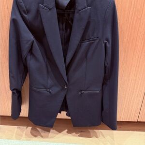 Veronica Beard Elegant Black Blazer